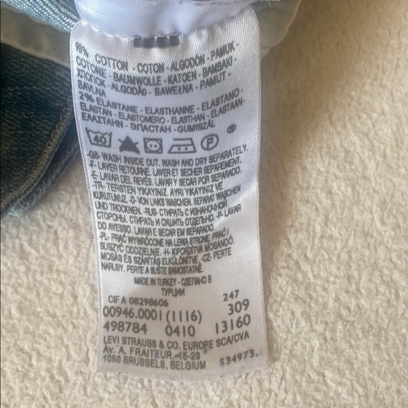 Levi’s Women's Blue Denim Shorts Size 30 - Picture 7 of 7